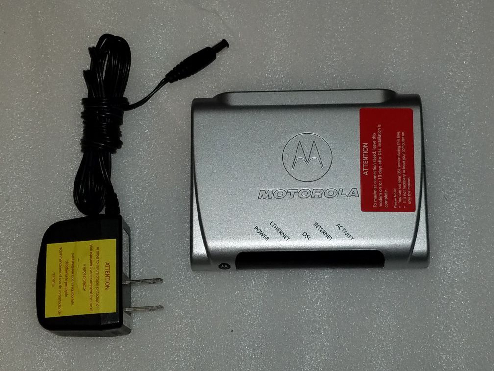 Motorola DSL / Ethernet Modem - Model 2210-02-1002 - Style MSTATEA