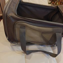 Pet Carrier 