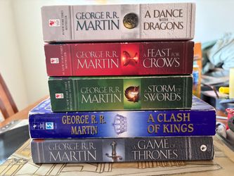 George R.R. Martin A Song of Ice and Fire 5-Book Set