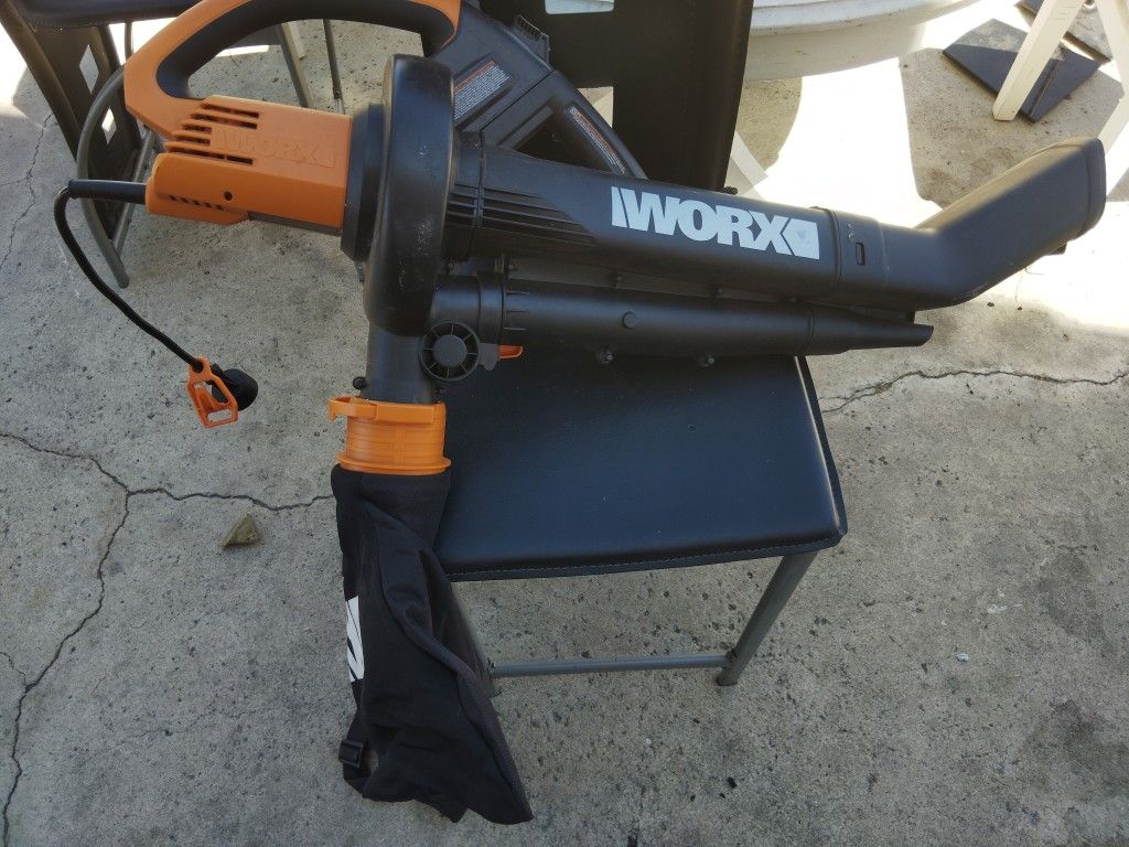 Leaf Blower