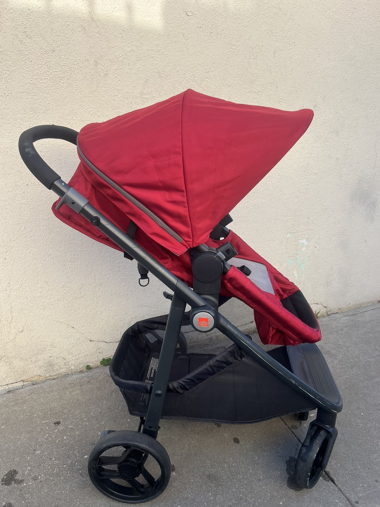 GB STROLLER 