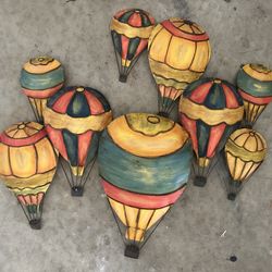 Vintage Large 9 Hot Air Balloons Metal Wall Art 3D Hanging  25"W x 22"H  
