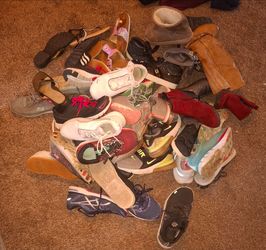 Bundle of Women's Shoes