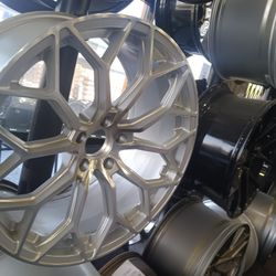 wheels 17 18 19 available