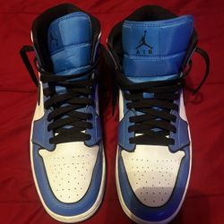 Jordan 1 Signal blue