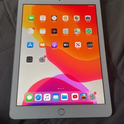 iPad 6th Gen WIFI + cellular