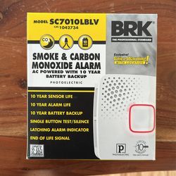 BRK Smoke &Carbon Alarm SC7010LBLV