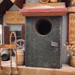 Lamp 22" Birdhouse Lamp For Bird Lovers. Unbelievable Details! Like New.