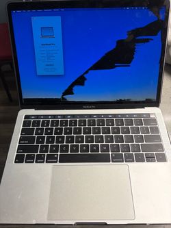 MacBook Pro 13Inch With Touch Bar