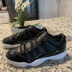 Jordan Retro 11   Low    72-10