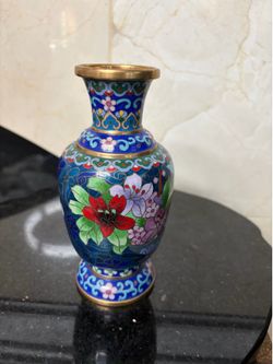 Vintage Chinese Cloisonné Enamel Vase 6.5”