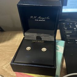 10k Gold Earrings 