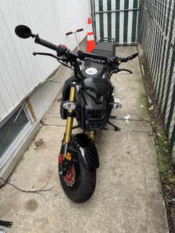 2023 boss grom 125 Cc manual