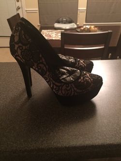 Jessica Simpson lace stiletto