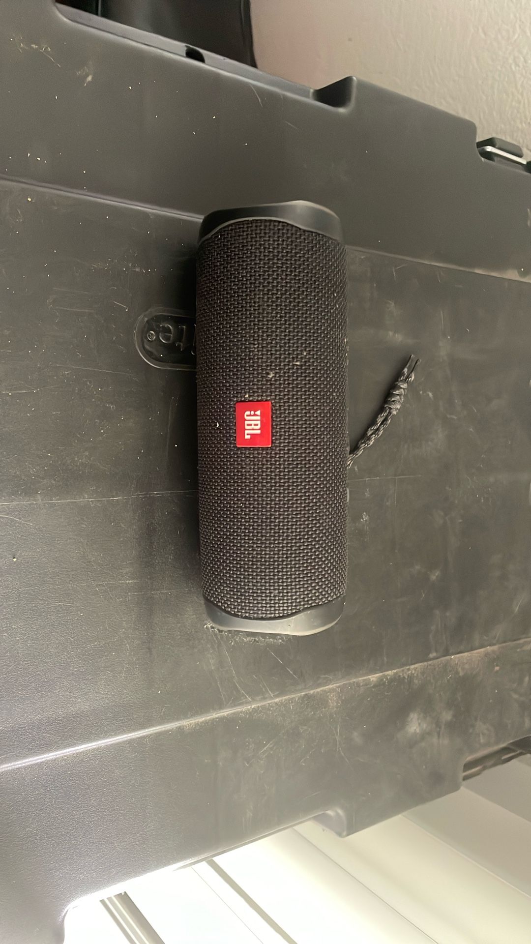 JBL Flip 5 Waterproof Speaker