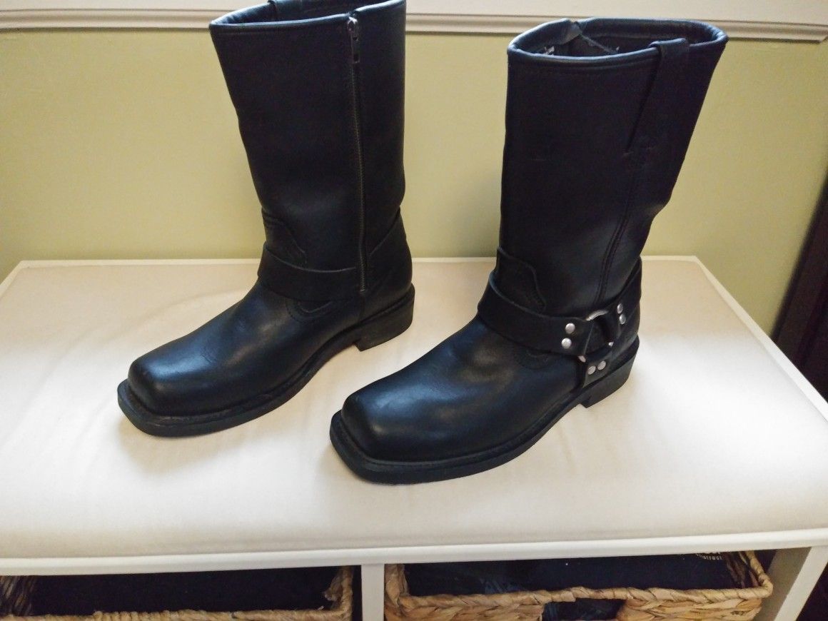 Harness Boots