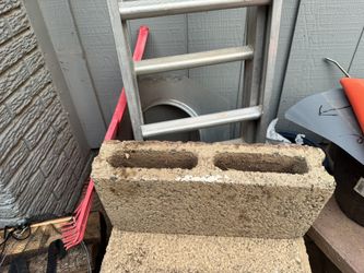 Free- Fence Bricks Near 67th Ave and Camelback