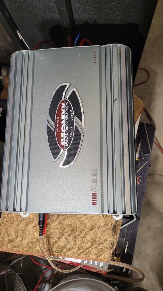 Amplifier 2 Channel 800 Watts