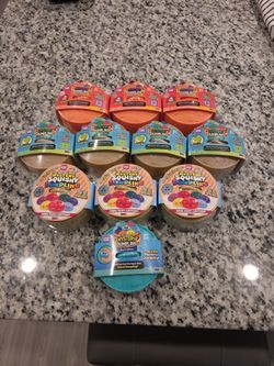 Mystery Dumpling Squishy Toy Bundle – 11 Packs