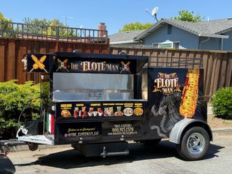 Food trailer / corn roaster