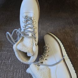 White Mountain Ankle Boots