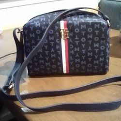 Tommy Hilfiger Purse