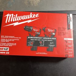 Milwaukee M12 Subcompact Brushless 2-Tool Combo Kit