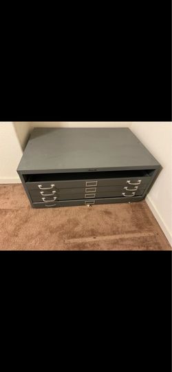 Very cool vintage box