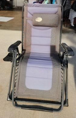 Bass Pro Shops Zero Gravity Recliner Chair