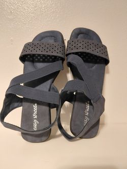 EASY STREET NAVY SANDALS SIZE 8.5