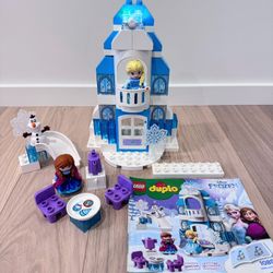 Retired Elsa Frozen Ice Castle Duplo #10899 with special light brick