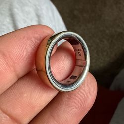Oura ring