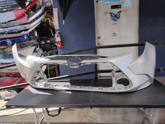 Toyota corolla 2020-2022 front bumper oem