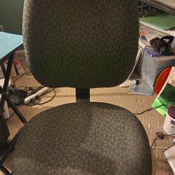 Heavy Duty Office Chair