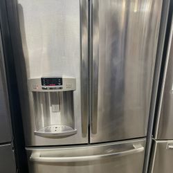 36” in wide frige GE use like new perfect working 