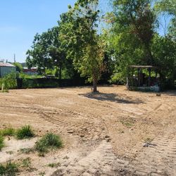 Lot For Sale  1/2 Acre. No Restrictions.!!   77049