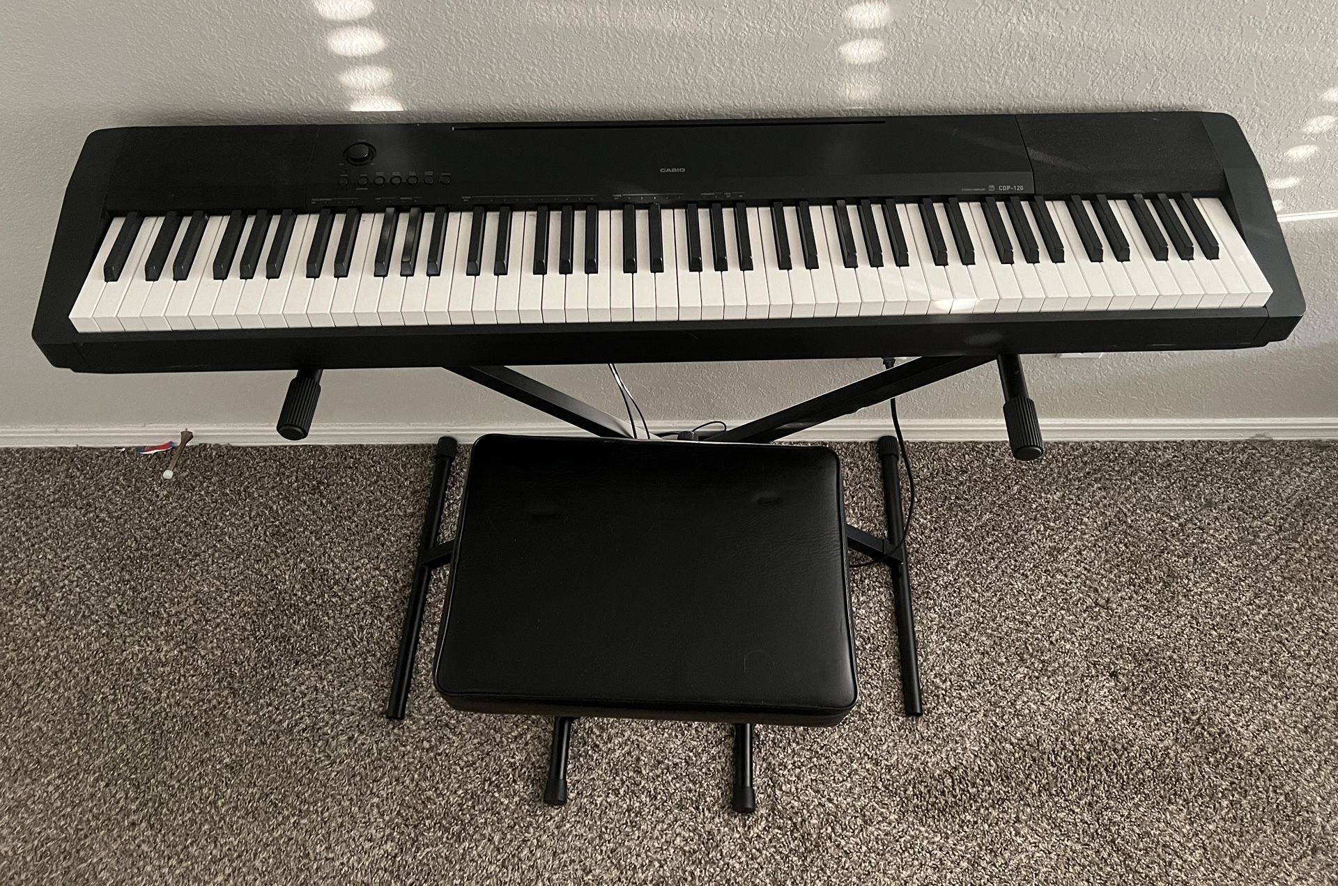 Keyboard Piano