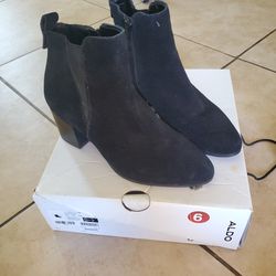 Size 6 Shoes 