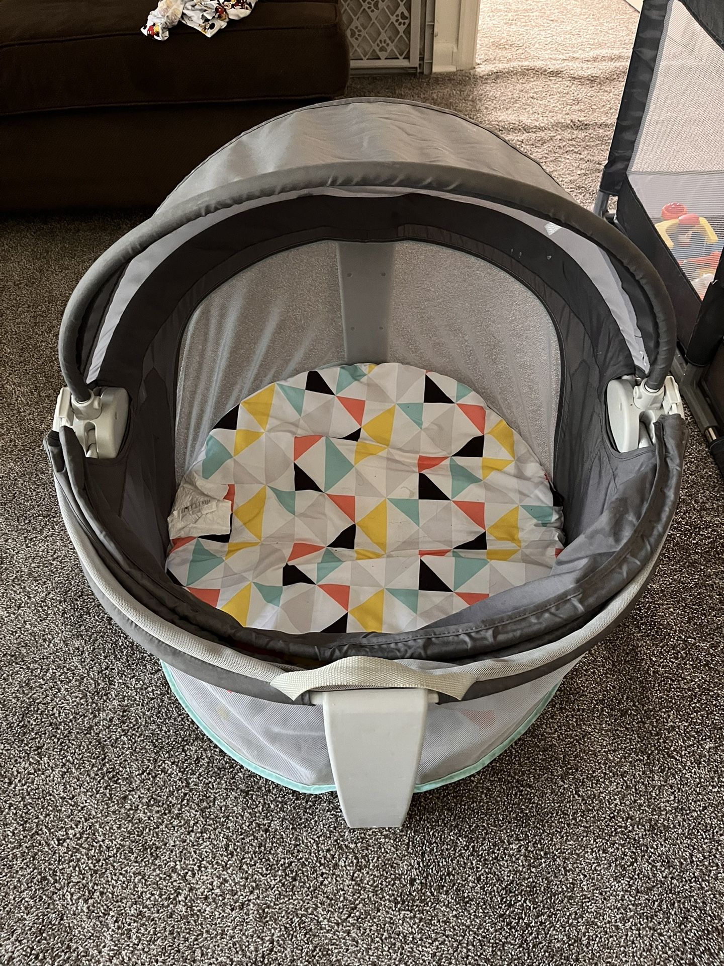 Fisher Price Dome Bassinet 