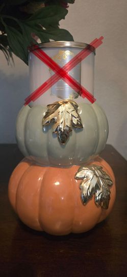 Bath & Body Works pumpkin 3-wick candle pillar
