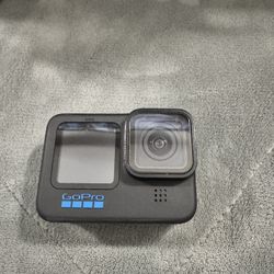 GoPro Hero 10 Black(Dual Screen)