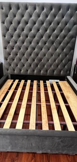 Queen size Bed frame and matress