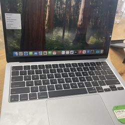 MacBook Air A3240
