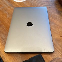 Mac Book Pro Broken Screen