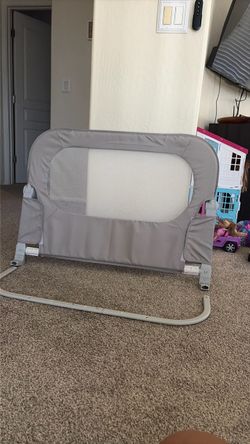 Gray Toddler Bed Rail Guard 35.1 inches