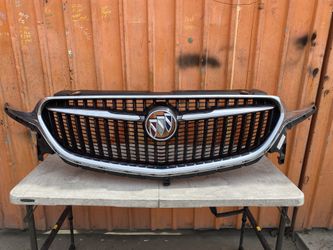 Front Grille Assembly Buick Enclave OEM. 2018-2019-2020-2021 Good Condition OEM
