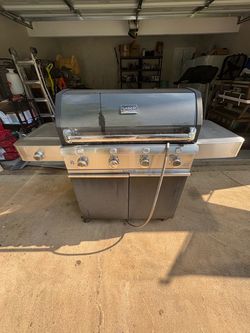 Saber 4-Burner Stainless Steel Gas Grill