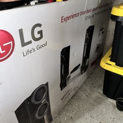 LG Blu-ray/DVD Home Theater System. 