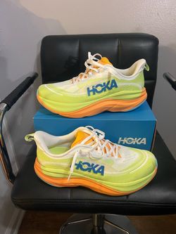 Hoka Sky flow Size 9.5D Men’s $95
