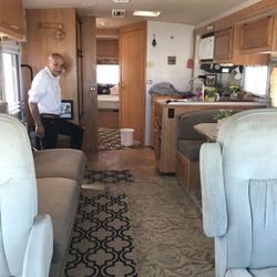 2001 BRAVE WINNEBAGO